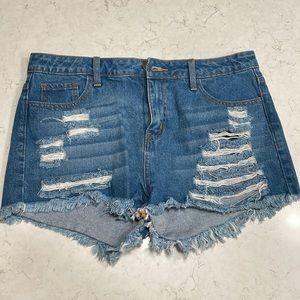 Brand new fashion nova ripped jean shorts
